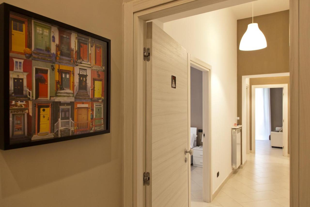 Le Corti Di Napoli Apartments Екстериор снимка